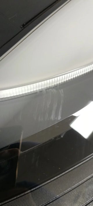 Faro Izquierdo Tesla Model 3