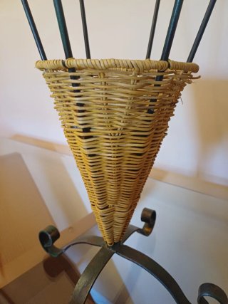 Paragüero hierro y mimbre
