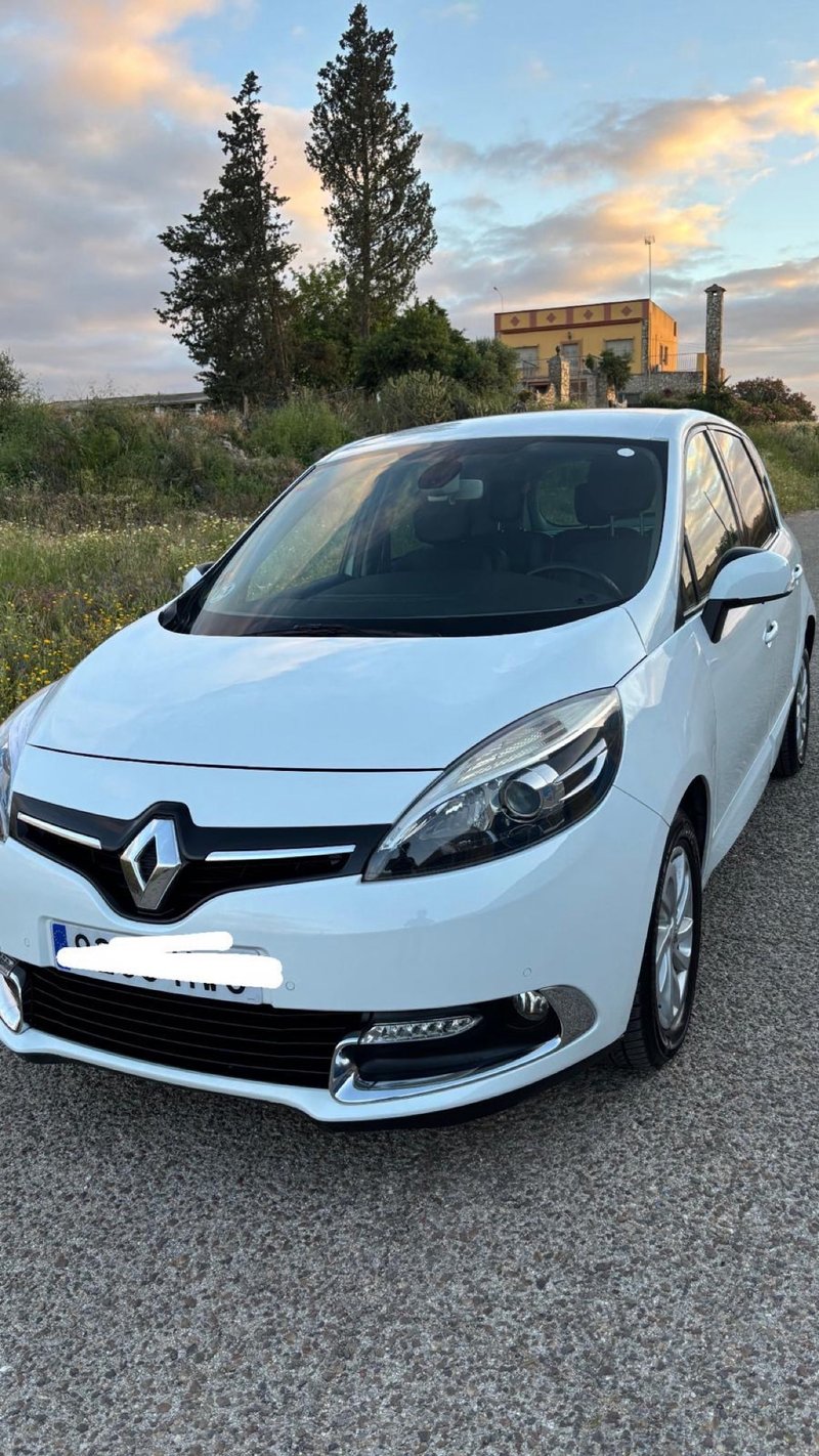 Renault Scenic 2014 - foto 1