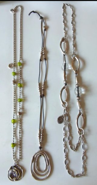 Collares Ciclón y Uno de 50