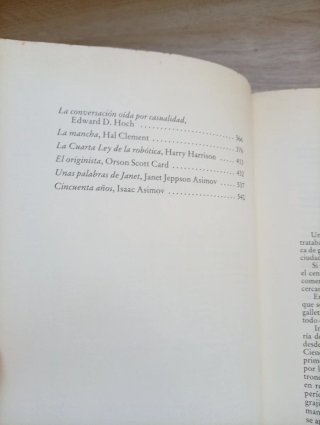 Asimov y sus amigos en torno a fundación