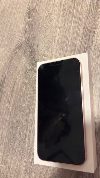 iPhone 13 Rosa  Precio negociable