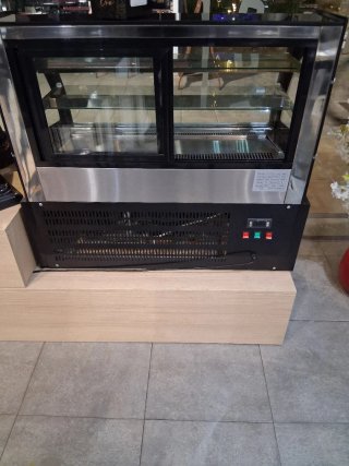 Conjunto 2 expositores refrigerados