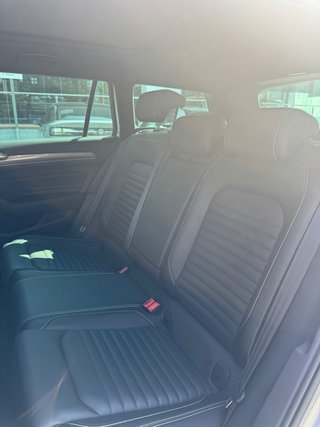 VW Passat Alltrack 2.0TSi 280cv 4Motion