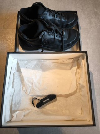 Sneakers Chanel Nere