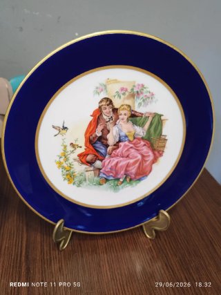 2 Platos Porcelana Vintage GUILLEN.