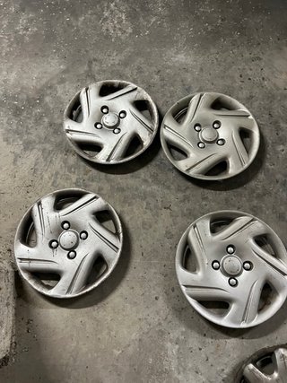 Tapacubos Nissan 15 Originales (Juego 4)