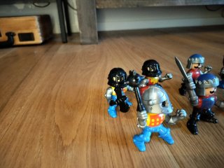 Unimax Knights Lil Playmates anni 90