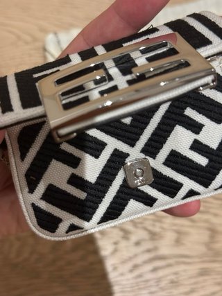 Borsa Fendi Nano Baguette Bianco Nero