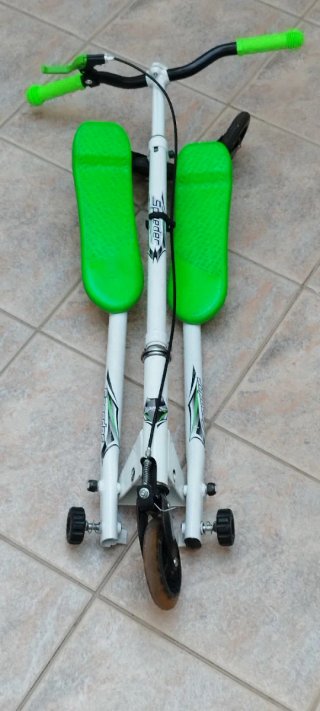 PATINETE SCOOTER DE 3 RUEDAS PLEGABLE
