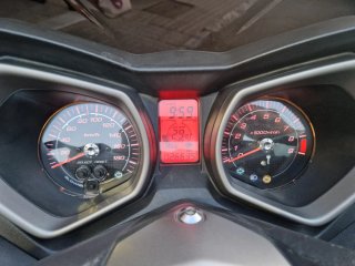 Yamaha XMAX-400 Maxi Scooter 2014