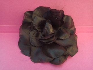 Adorno de flor para el cabello