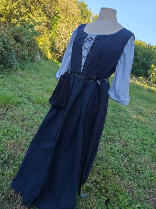 Traje campesina medieval azul