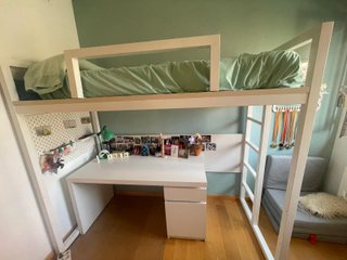 Cama alta mezzanine blanca con escritorio