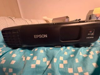 Proyector Epson EB-X03 Multimedia  77 horas de uso