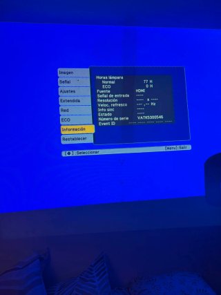 Proyector Epson EB-X03 Multimedia  77 horas de uso