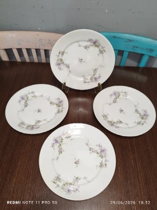 4 Platos Llanos Porcelana Francesa Antiguos