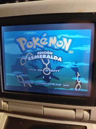 Pokémon Edición Esmeralda GBA Español Completo