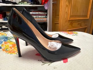 Zapatos Louboutin Negros Charol Talla X