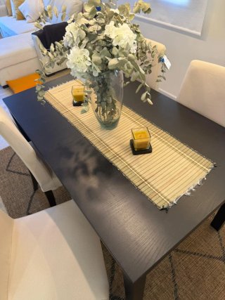 Mesa comedor y 4 sillas IKEA