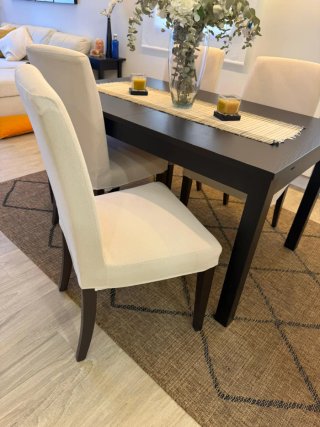 Mesa comedor y 4 sillas IKEA
