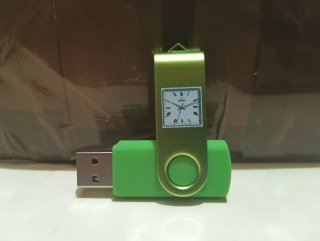 Lote Mecano Pendrive + 2 Bolígrafos