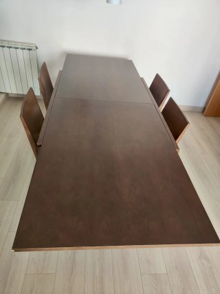 Mesa de comedor extensible, madera color wengué