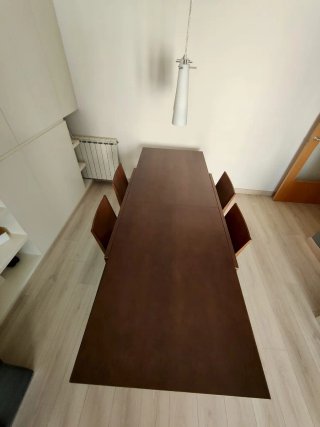 Mesa de comedor extensible, madera color wengué