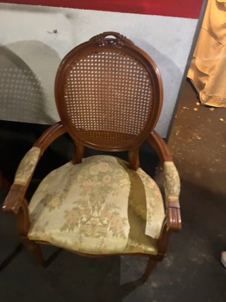Juego de 2 sillas de madera y ratán