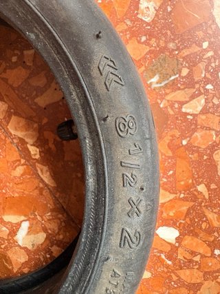 Rueda 8 1/2 x 2 para patinete