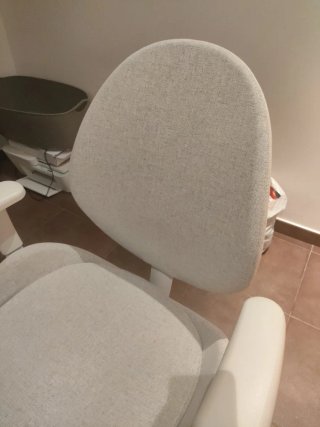 Silla de oficina Ikea gris y blanca