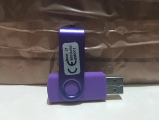 Lote Mecano Pendrive + 2 Bolígrafos