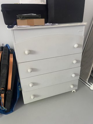Cajonera con bañera y cambiador