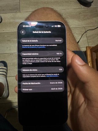 iPhone 17 Morado nuevo con su caja origianl