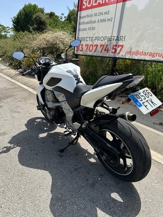 Kawasaki Z750
