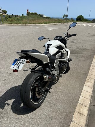 Kawasaki Z750