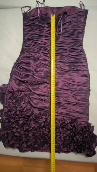 VESTIDO FIESTA MORADO CORTO CON VOLANTES