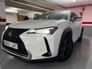 Lexus UX 2022