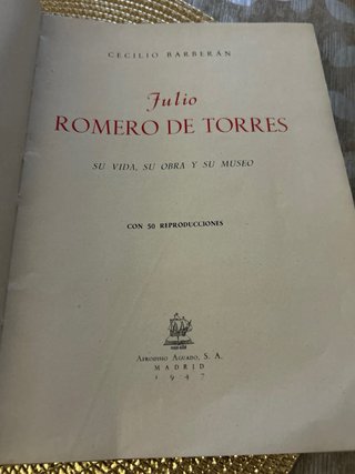 Libro antiguo "Julio Romero de Torres" (1947) -
