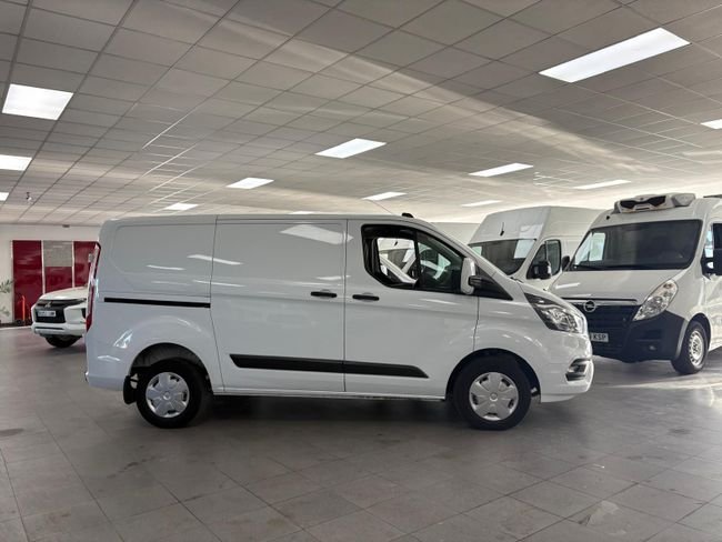 Ford Transit Custom 2022, foto 2