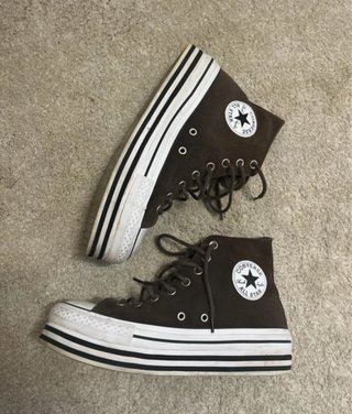 Converse plataforma marrones y blancas