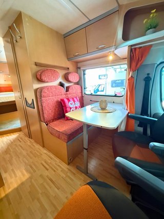 Autocaravana perfilada cama isla garaje xxl litio