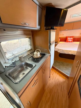 Autocaravana perfilada cama isla garaje xxl litio
