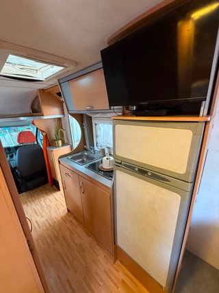 Autocaravana perfilada cama isla garaje xxl litio