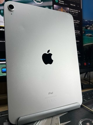 iPad 10ª Gen 64GB Plata