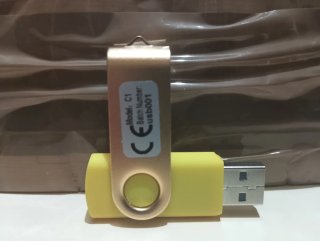 Lote Mecano Pendrive + 2 Bolígrafos