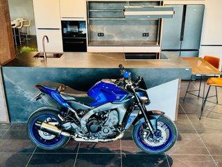 YAMAHA MT-09 2026 - ¡Solo 300 Kms!