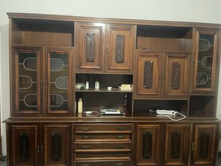 Armario antiguo de salón madera