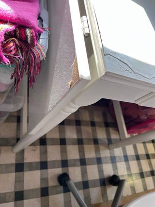 Mesa de estudio de madera