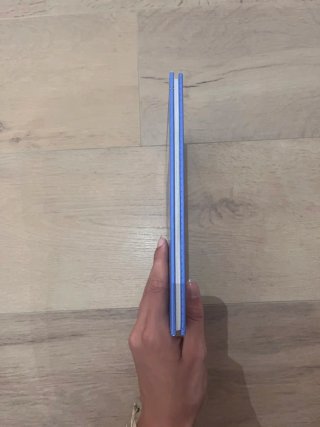 Bruno se hace mayor para saber más sobre la pub...